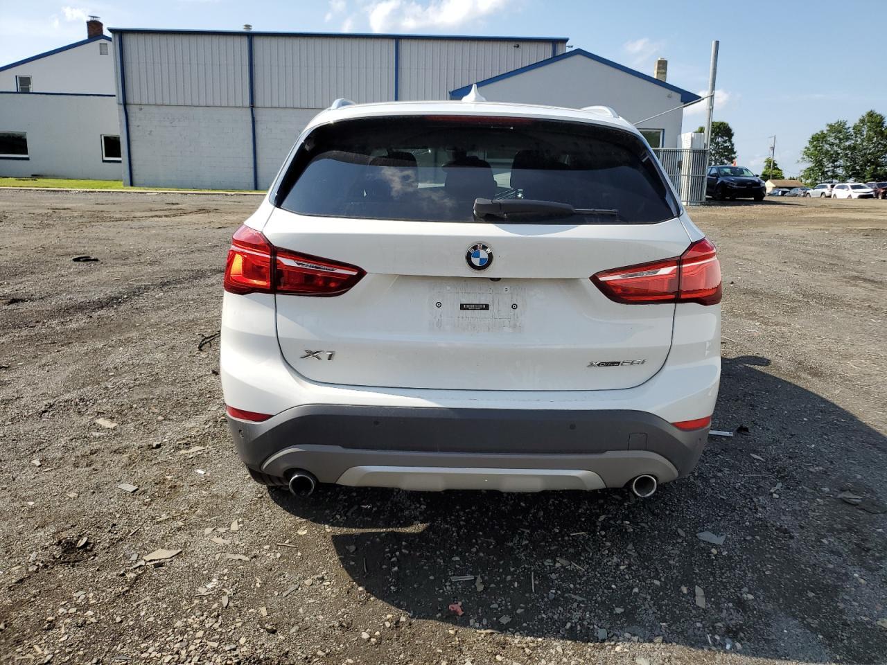 2018 BMW X1 xDrive28I - Фото 6