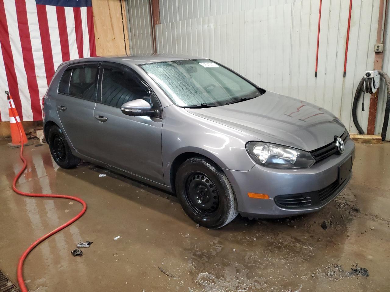 2010 Volkswagen Golf - Фото 4