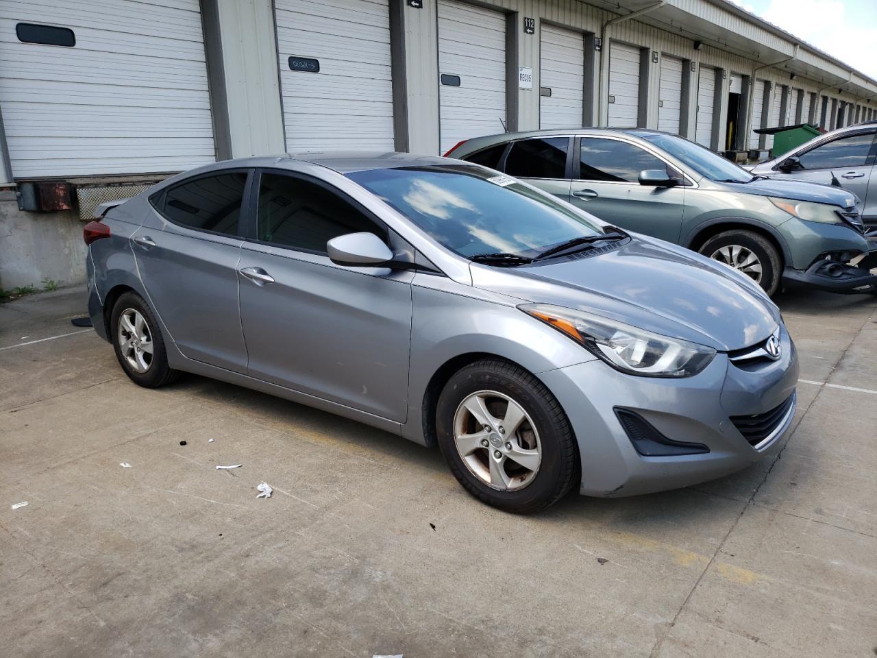 2015 Hyundai Elantra Se - Фото 4