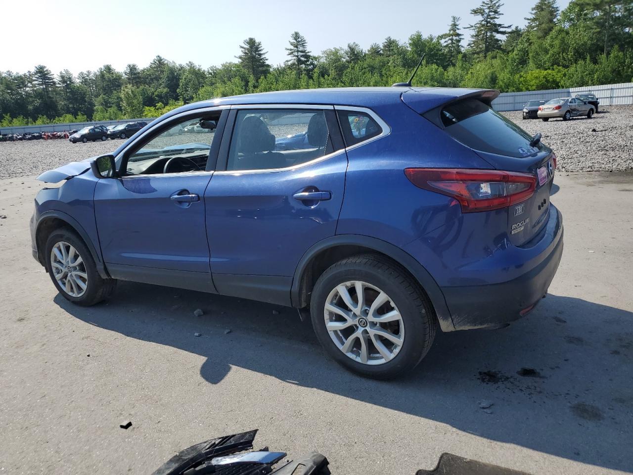2021 Nissan Rogue Sport S - Фото 2