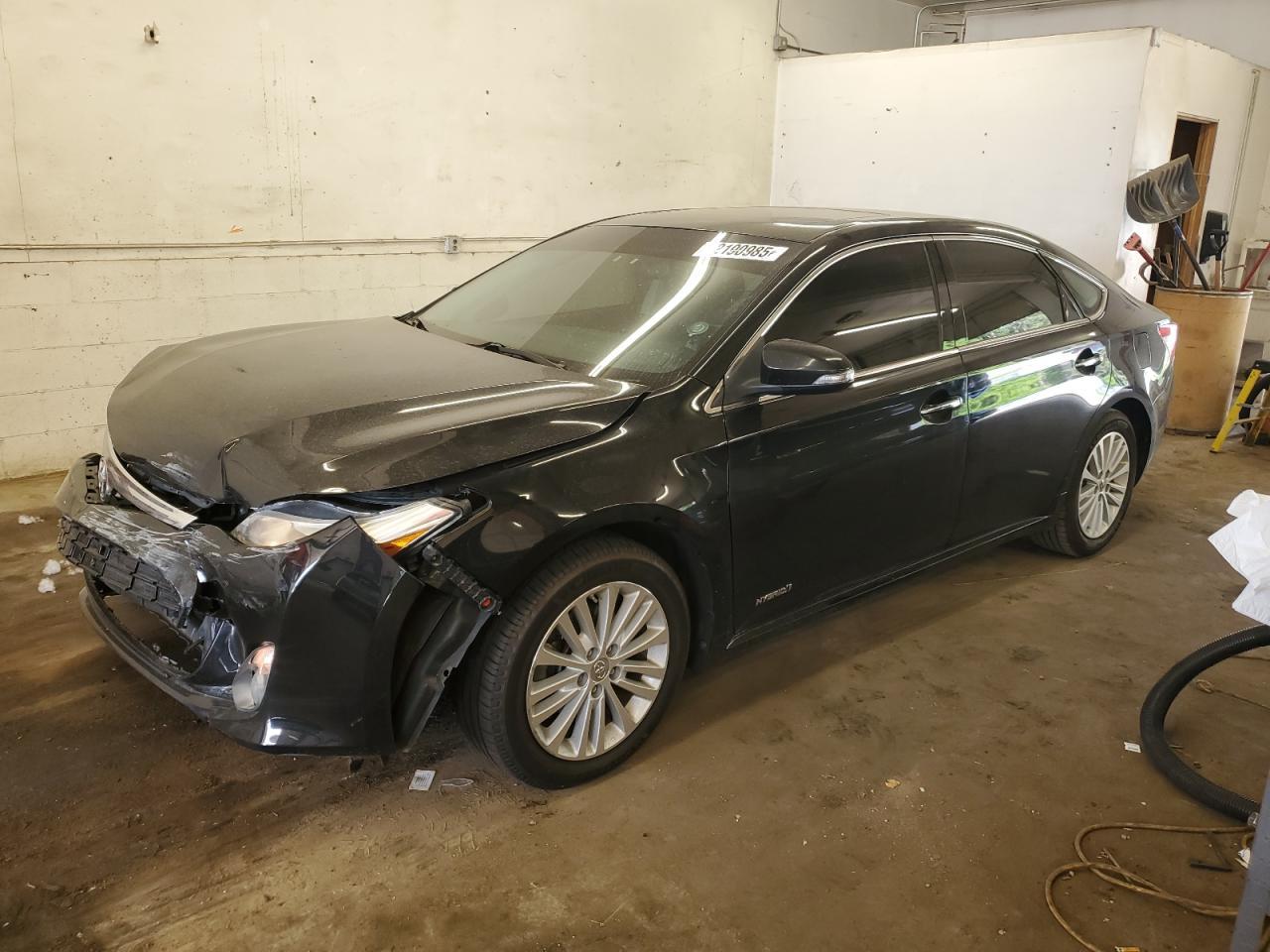 2013 Toyota Avalon Hybrid