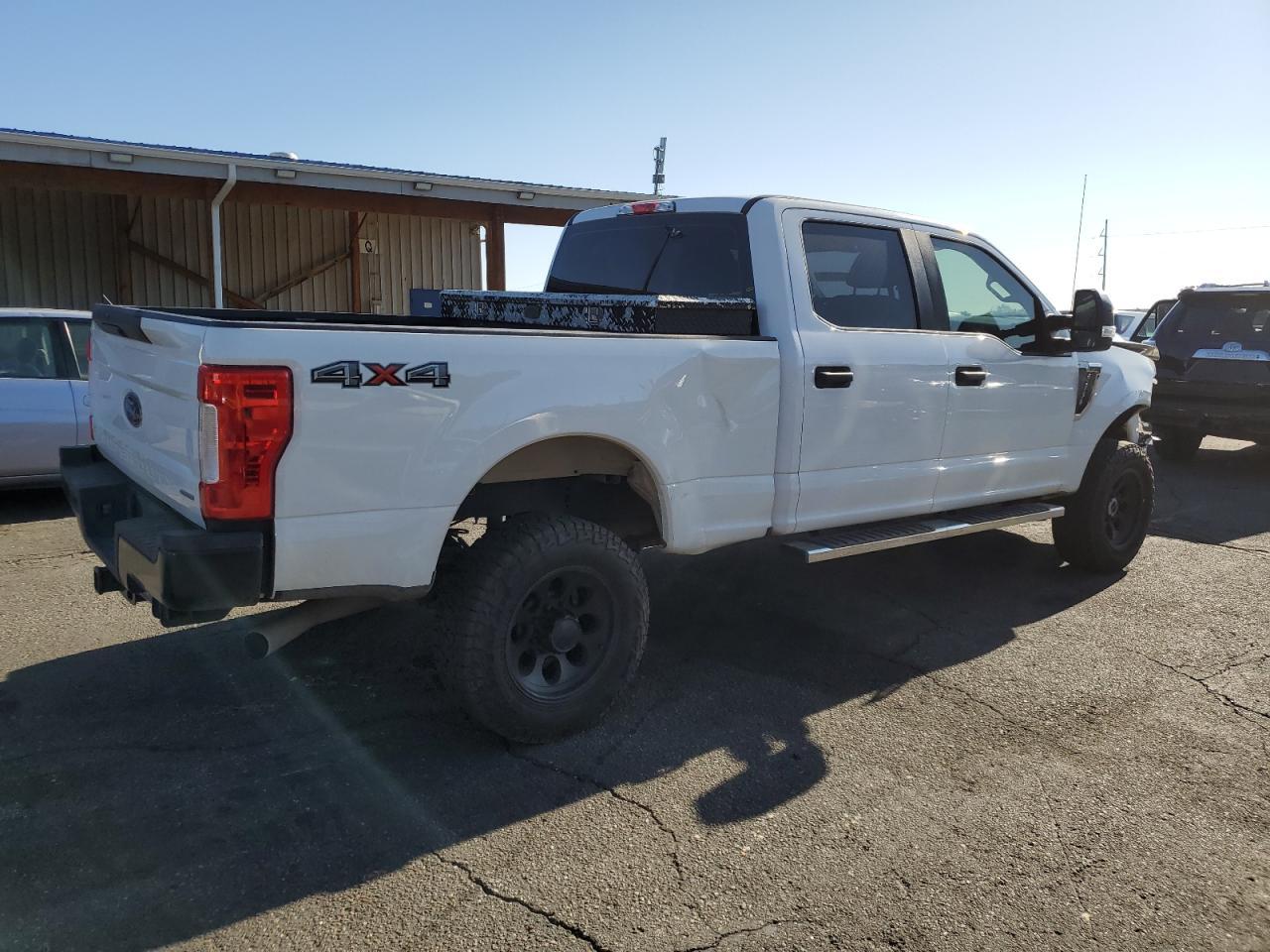 2019 Ford F250 Super Duty - Фото 3