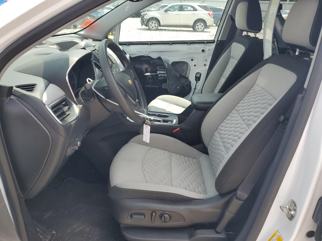 2019 Chevrolet Equinox Ls - Image 7