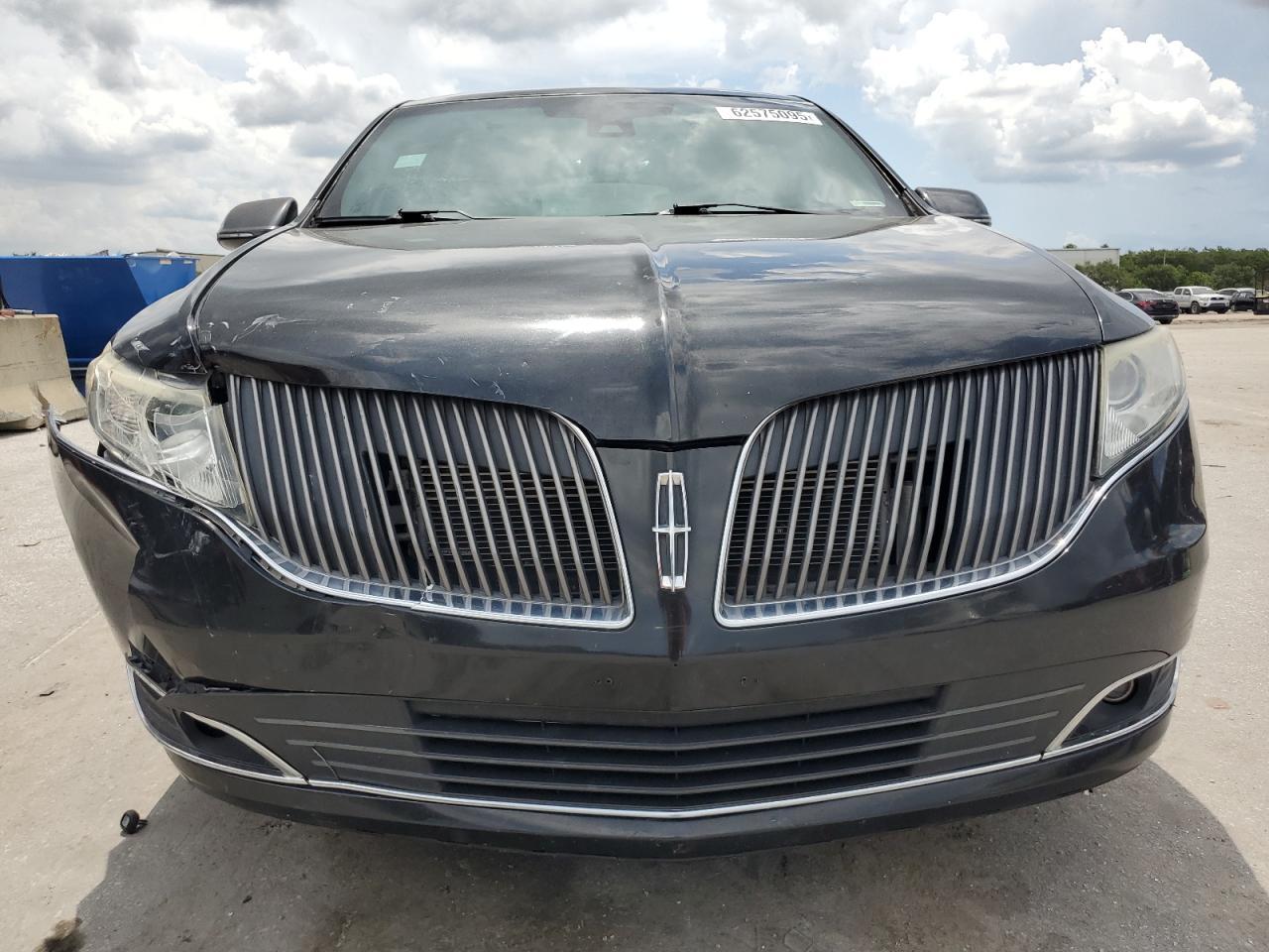 2015 Lincoln Mkt - Фото 5