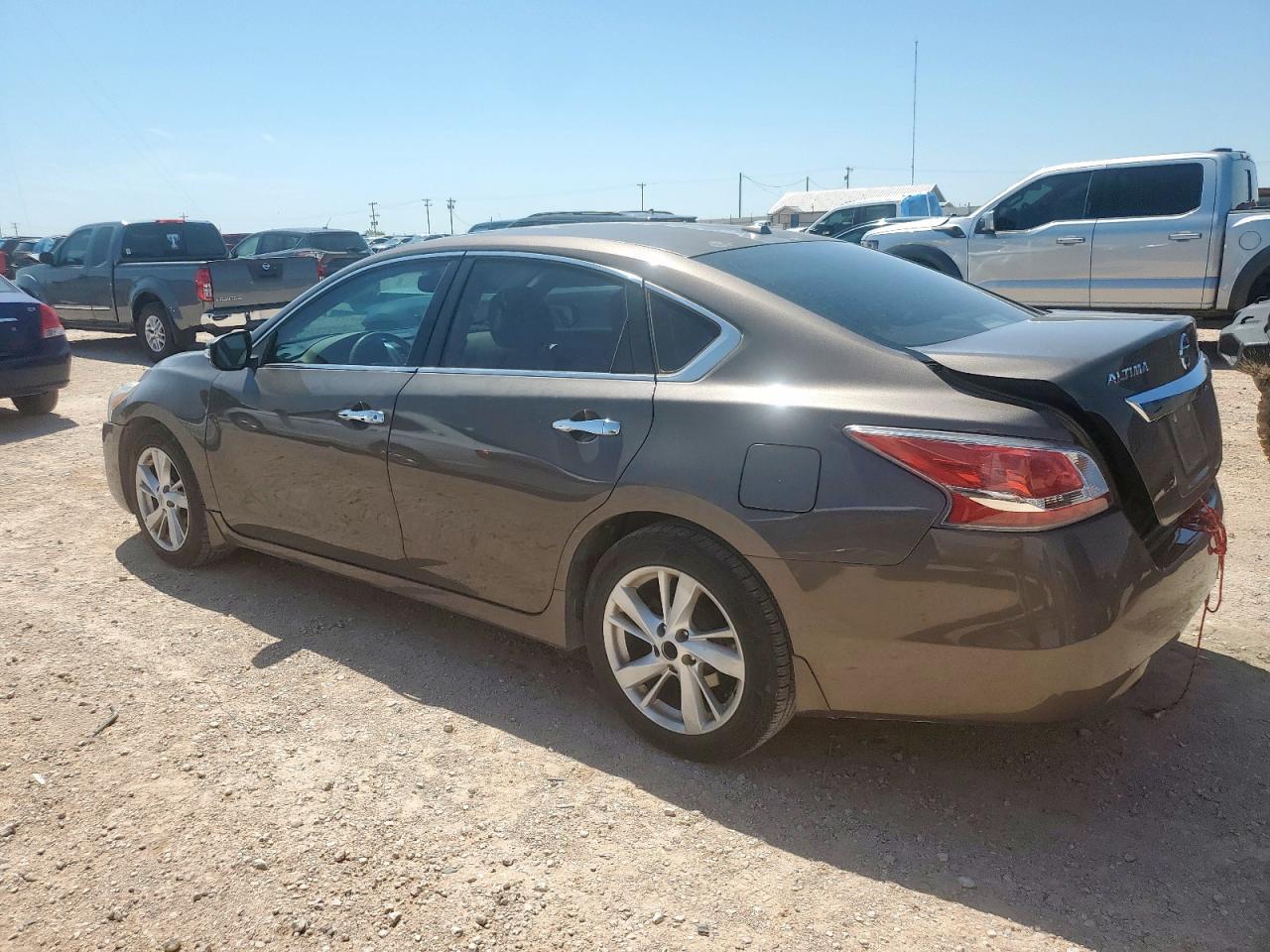 2015 Nissan Altima 2.5 - Image 2