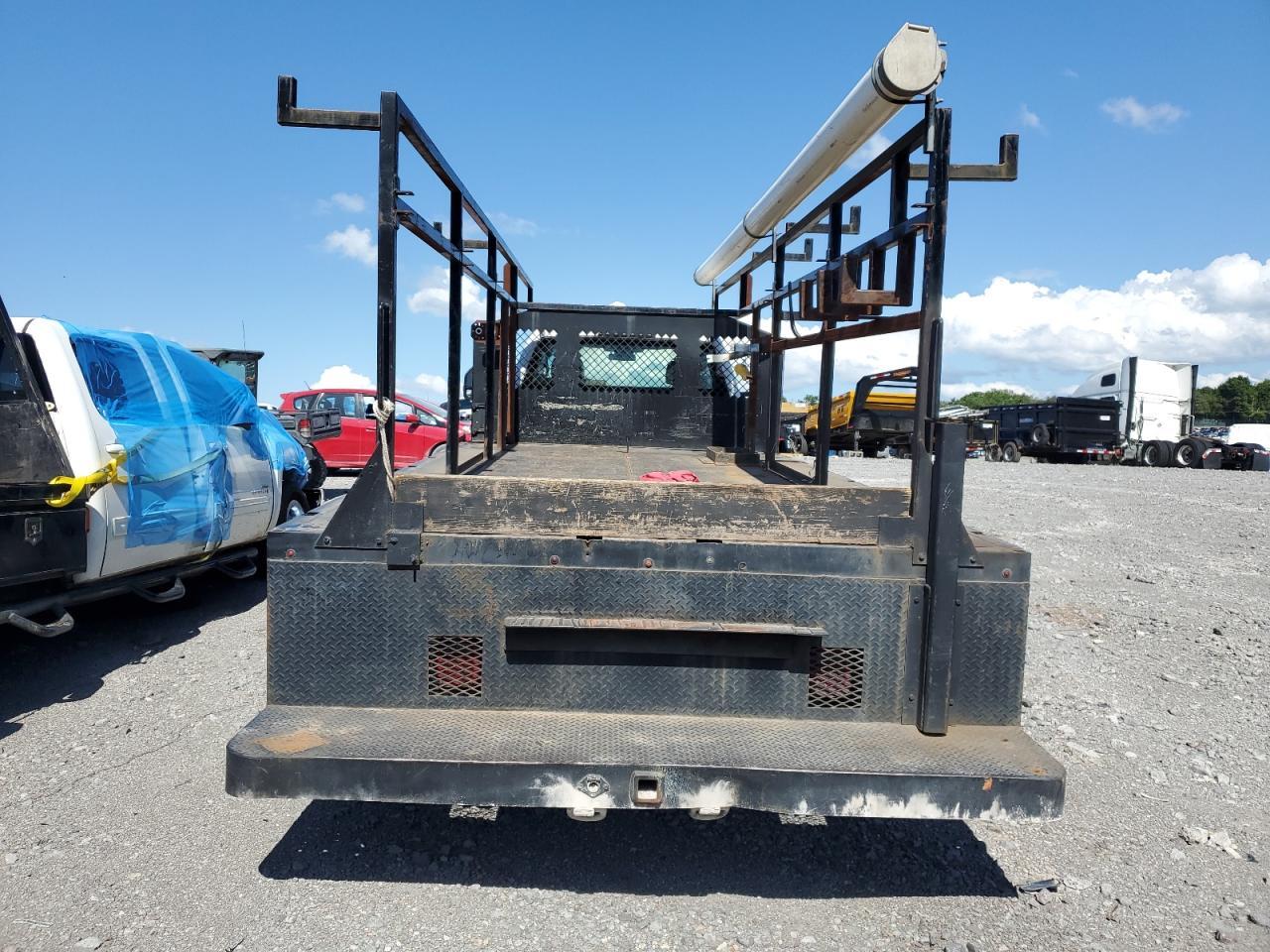 2017 Ford F550 Super Duty - Фото 6