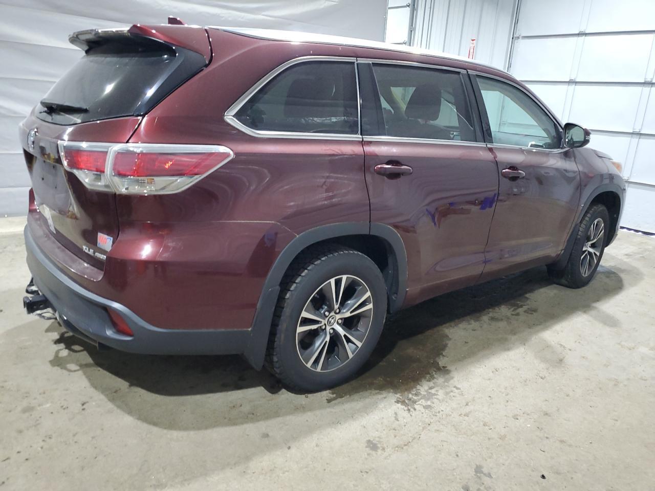 2016 Toyota Highlander Xle - Фото 3