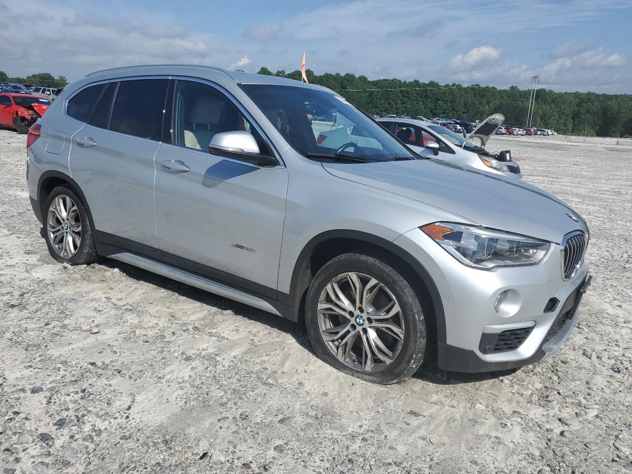 2017 BMW X1 xDrive28I - Фото 4
