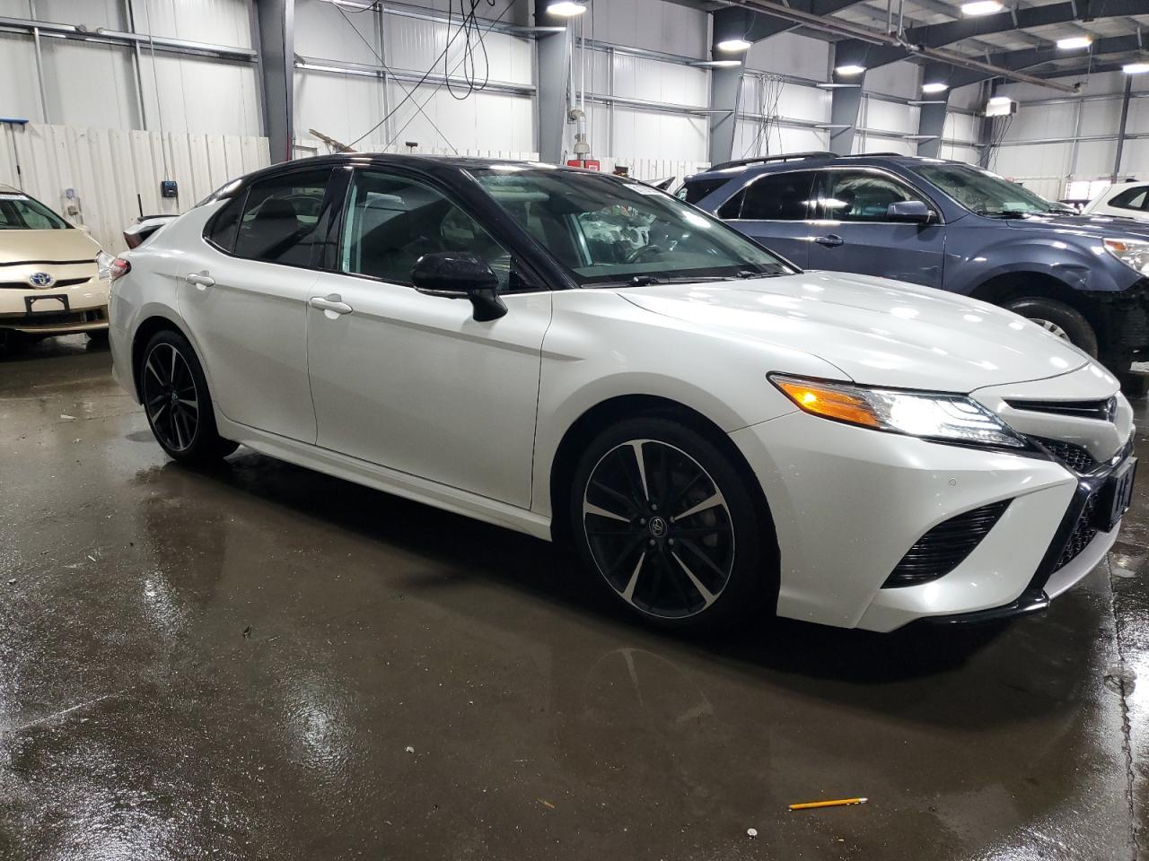 2020 Toyota Camry Xse - Image 4