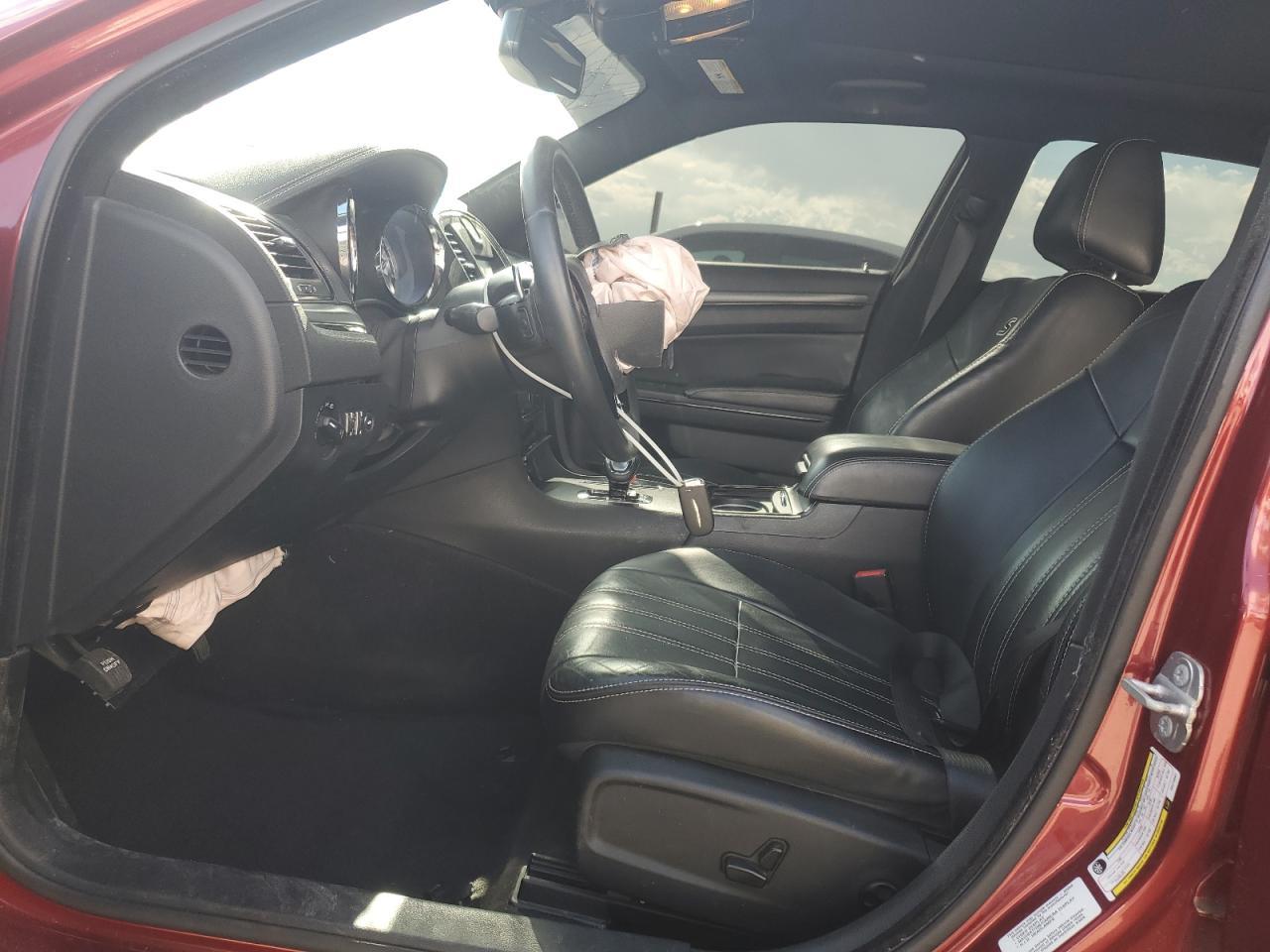 2014 Chrysler 300 S - Image 7