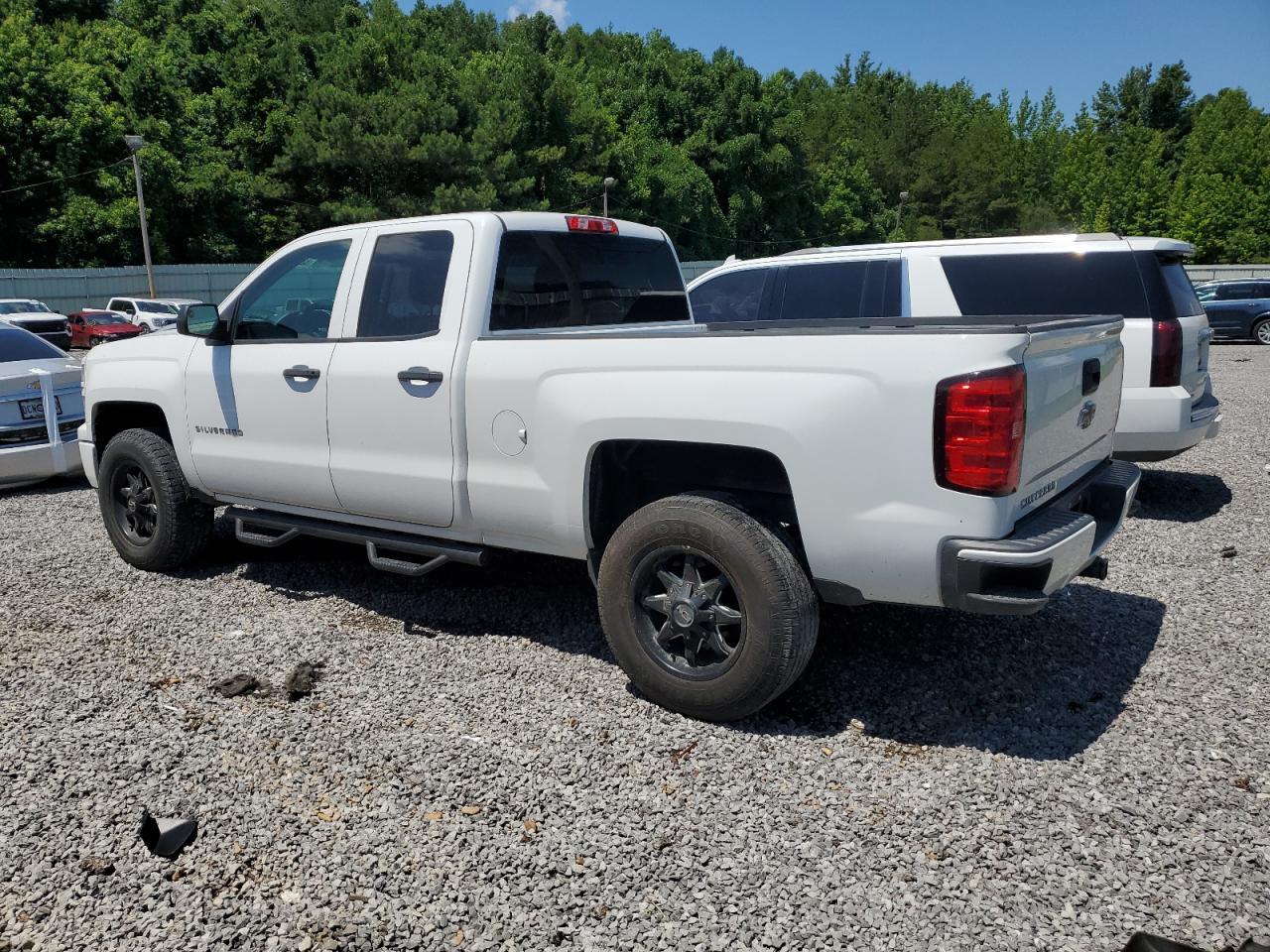 2014 Chevrolet Silverado C1500 - Image 2