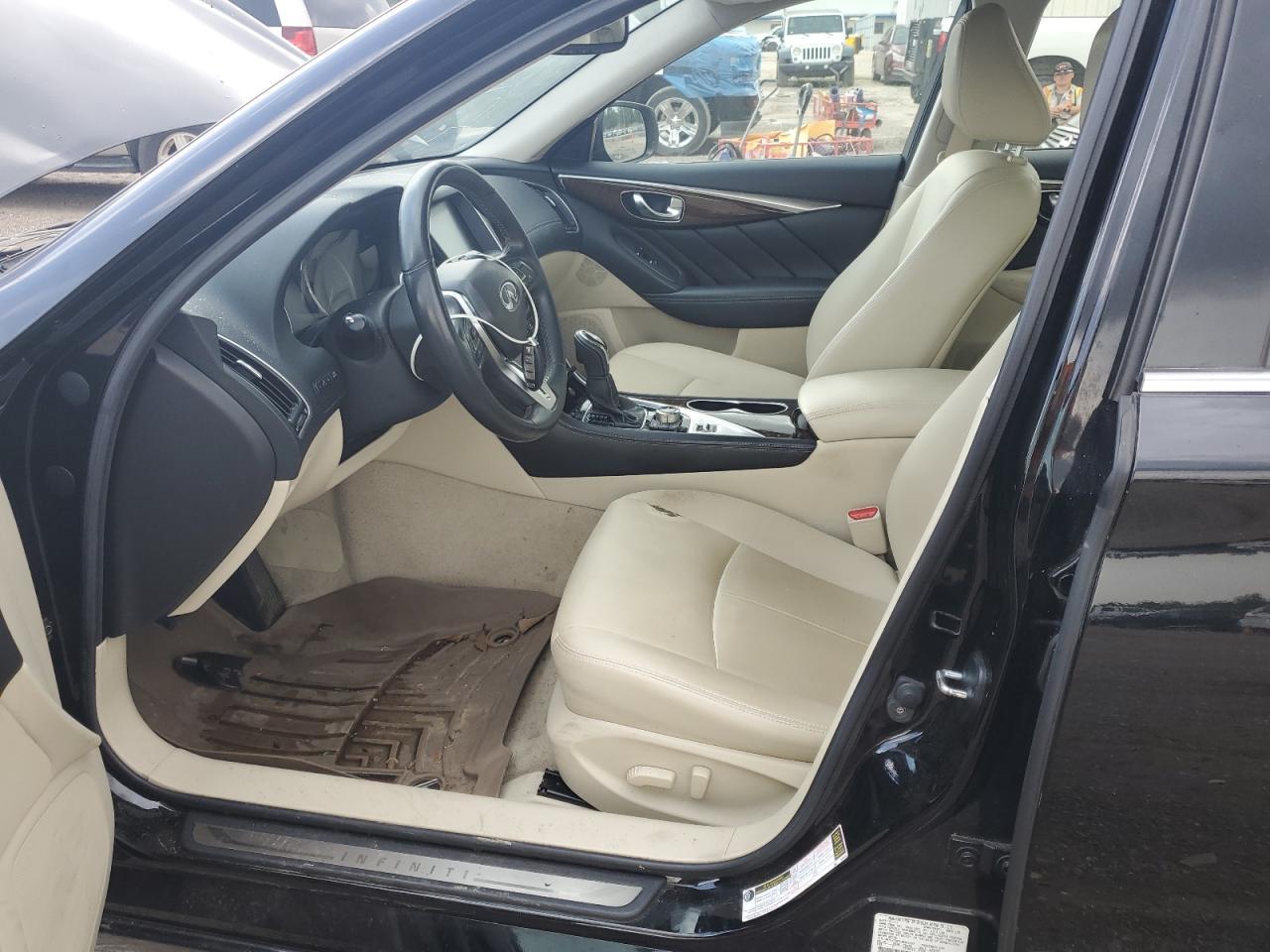 2018 Infiniti Q50 Luxe - Image 7