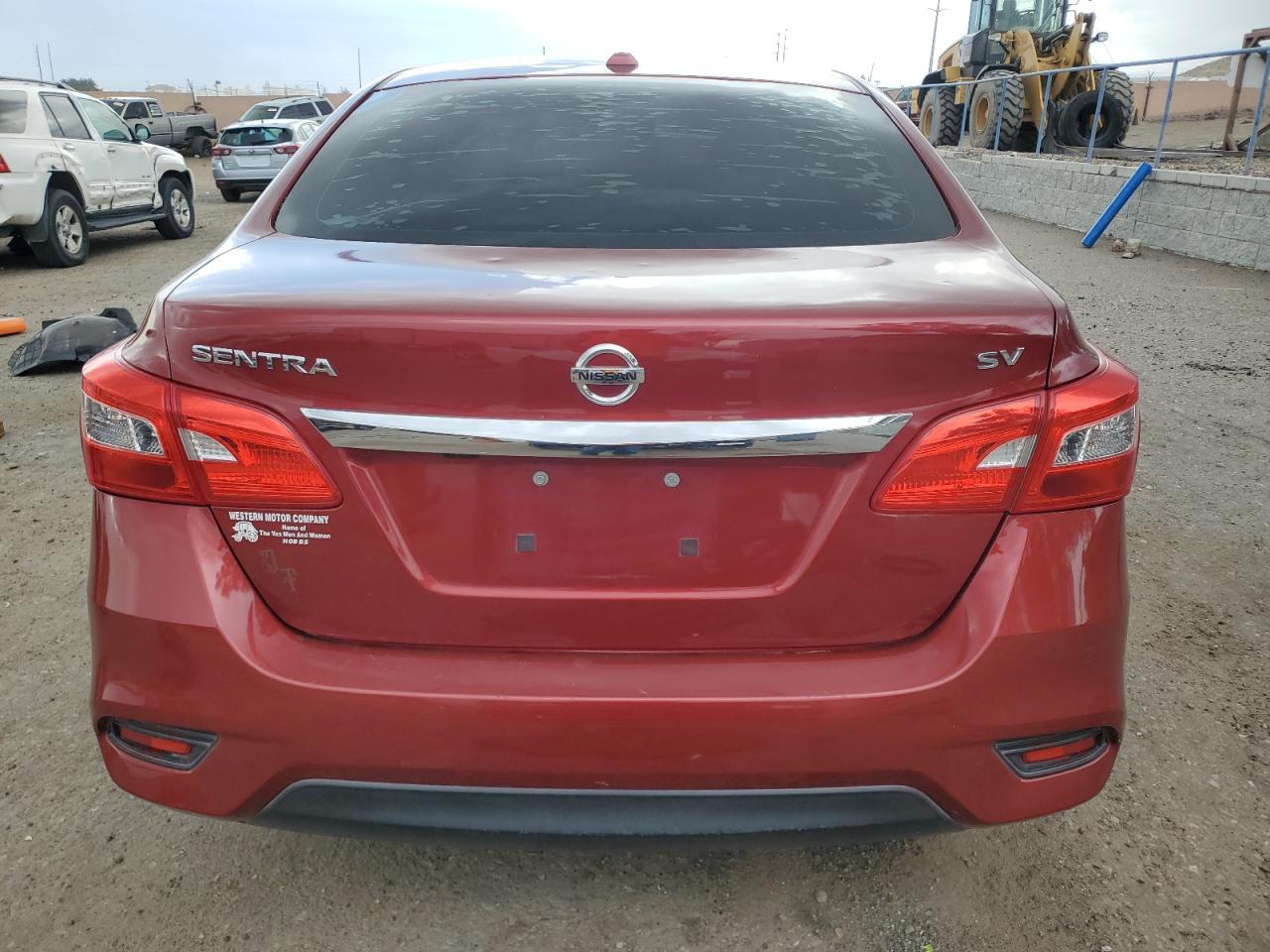 2017 Nissan Sentra S - Фото 6