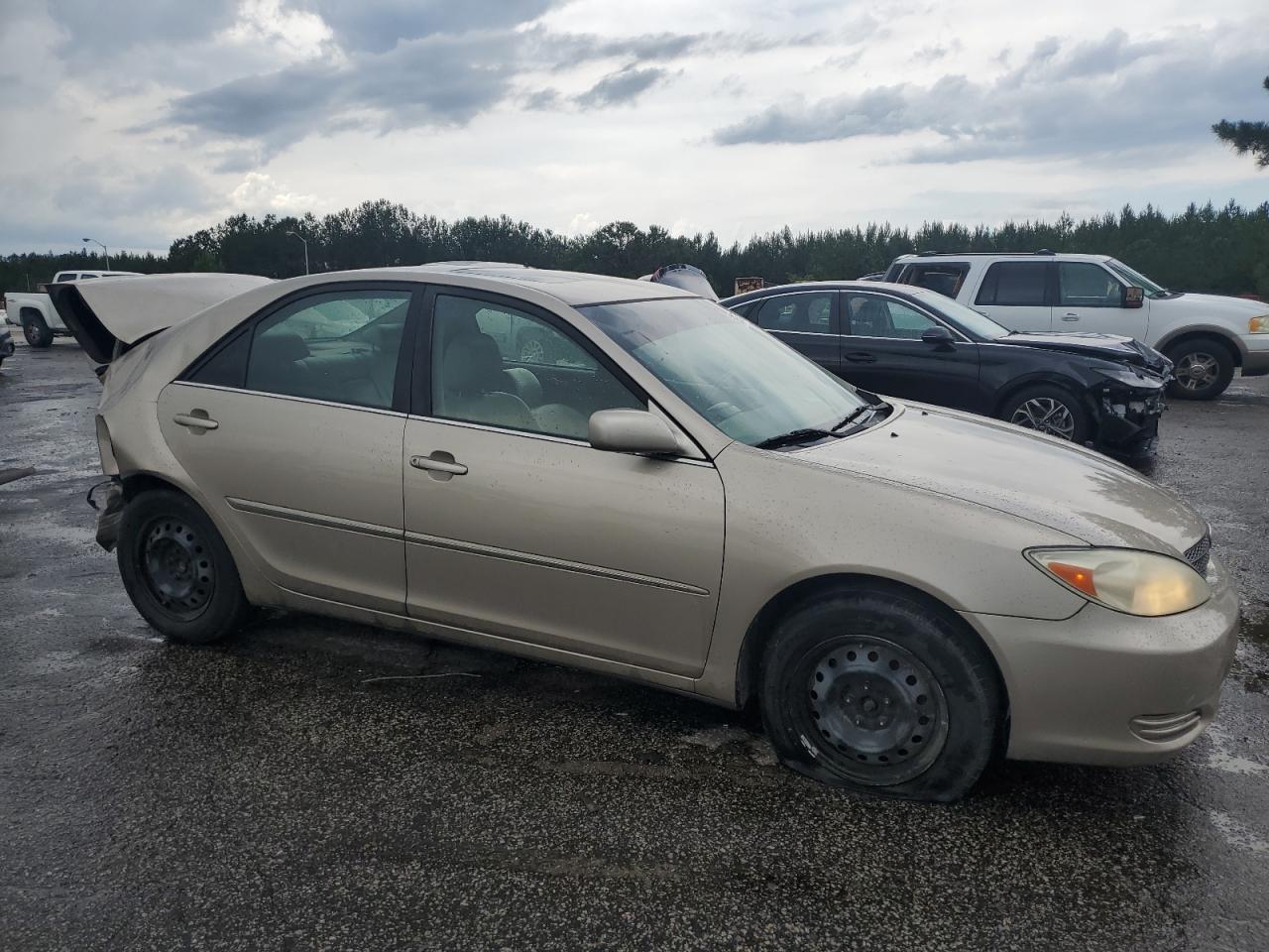 2002 Toyota Camry Le - Фото 4