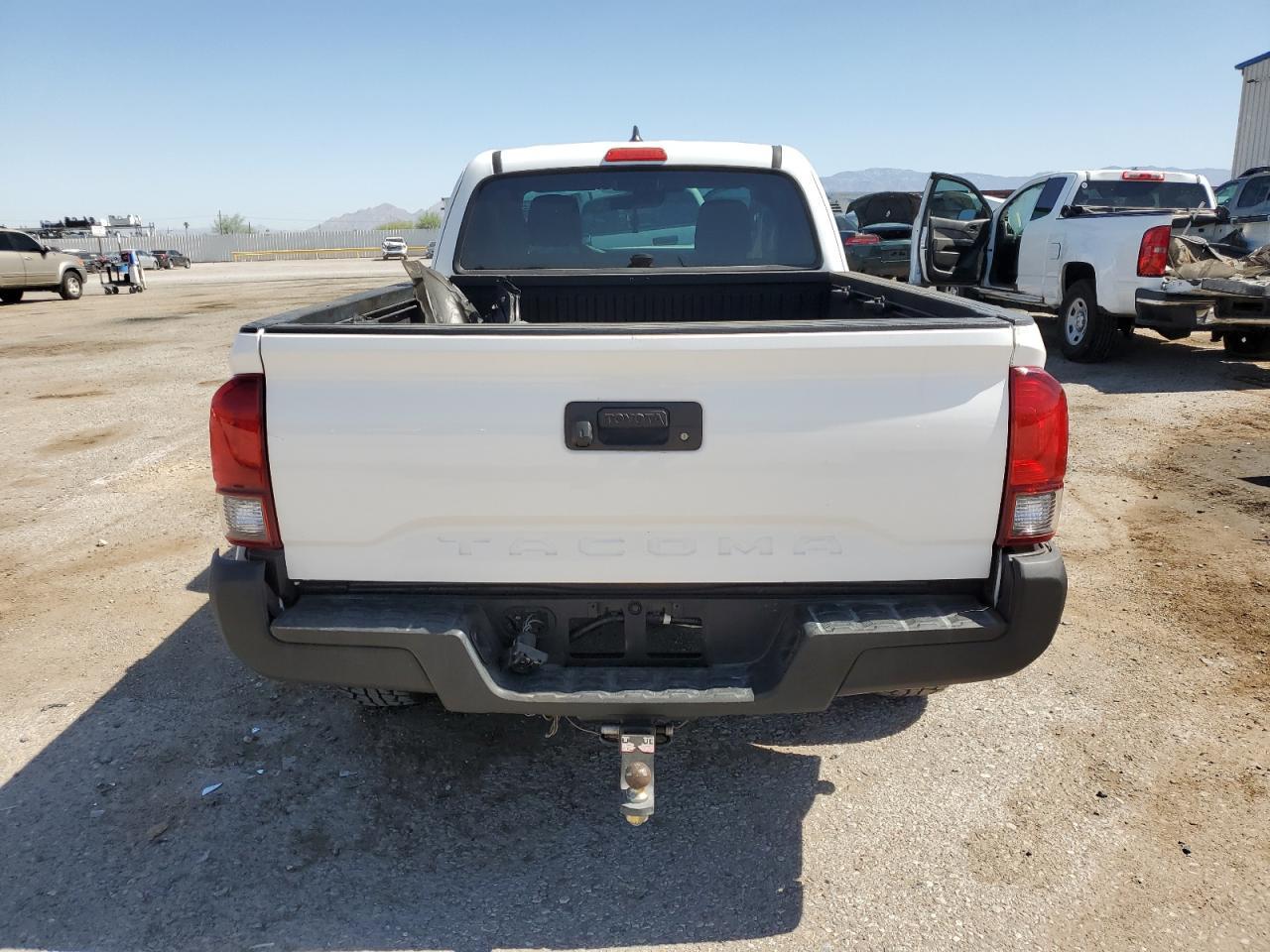 2018 Toyota Tacoma Access Cab - Фото 6