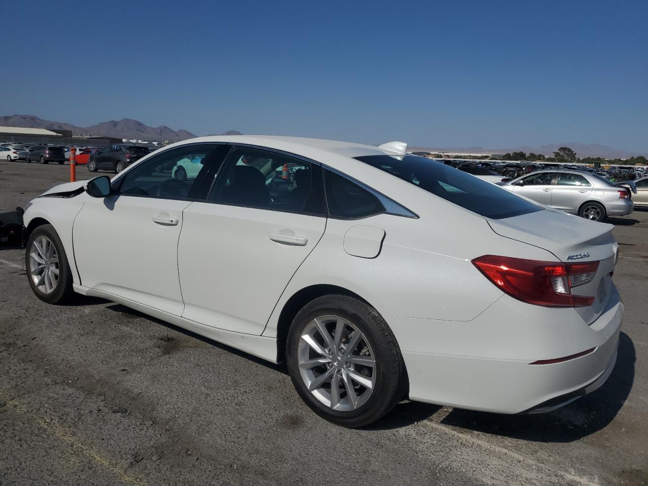 2021 Honda Accord Lx - Фото 2