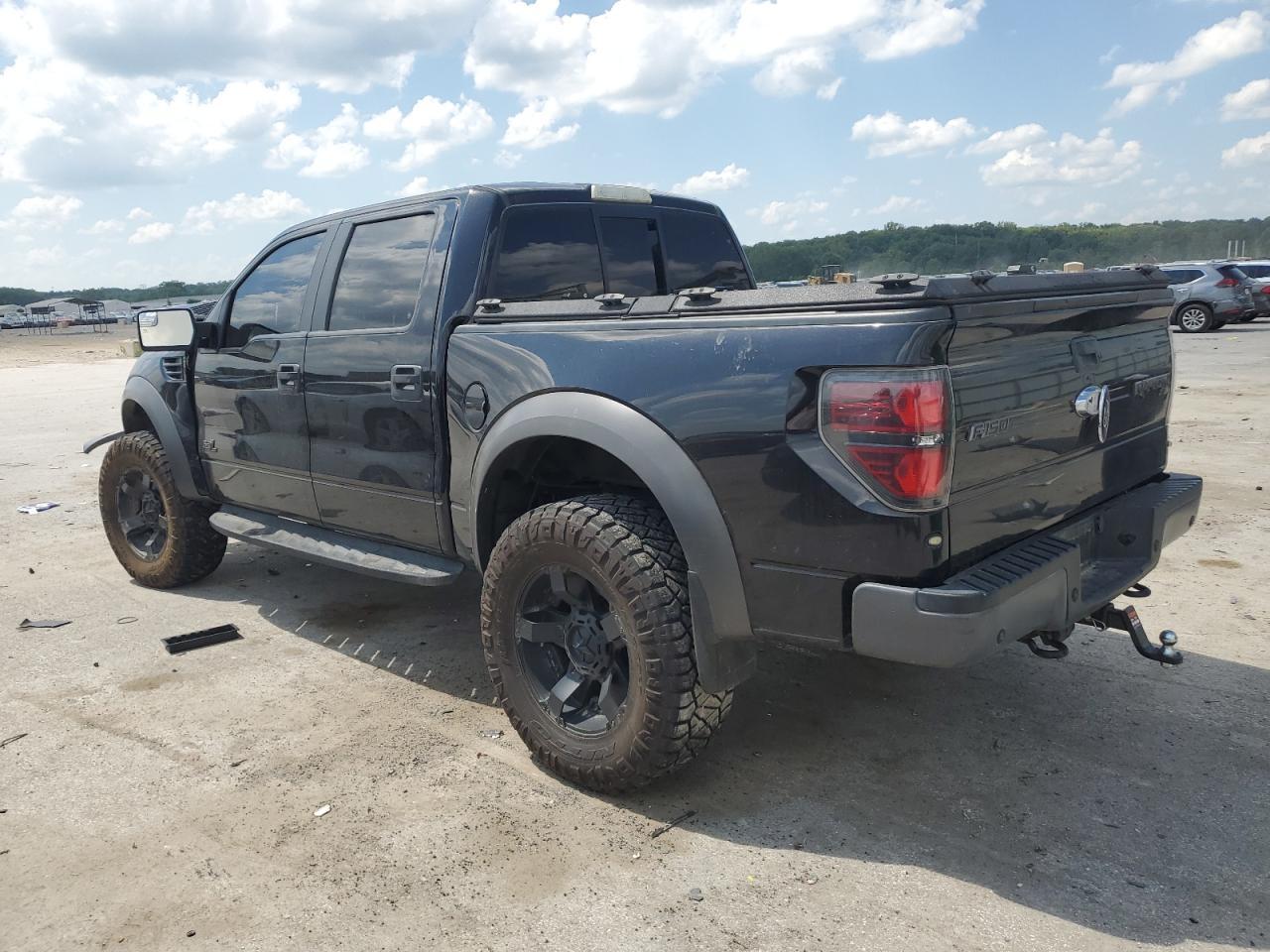 2013 Ford F150 Svt Raptor - Фото 2