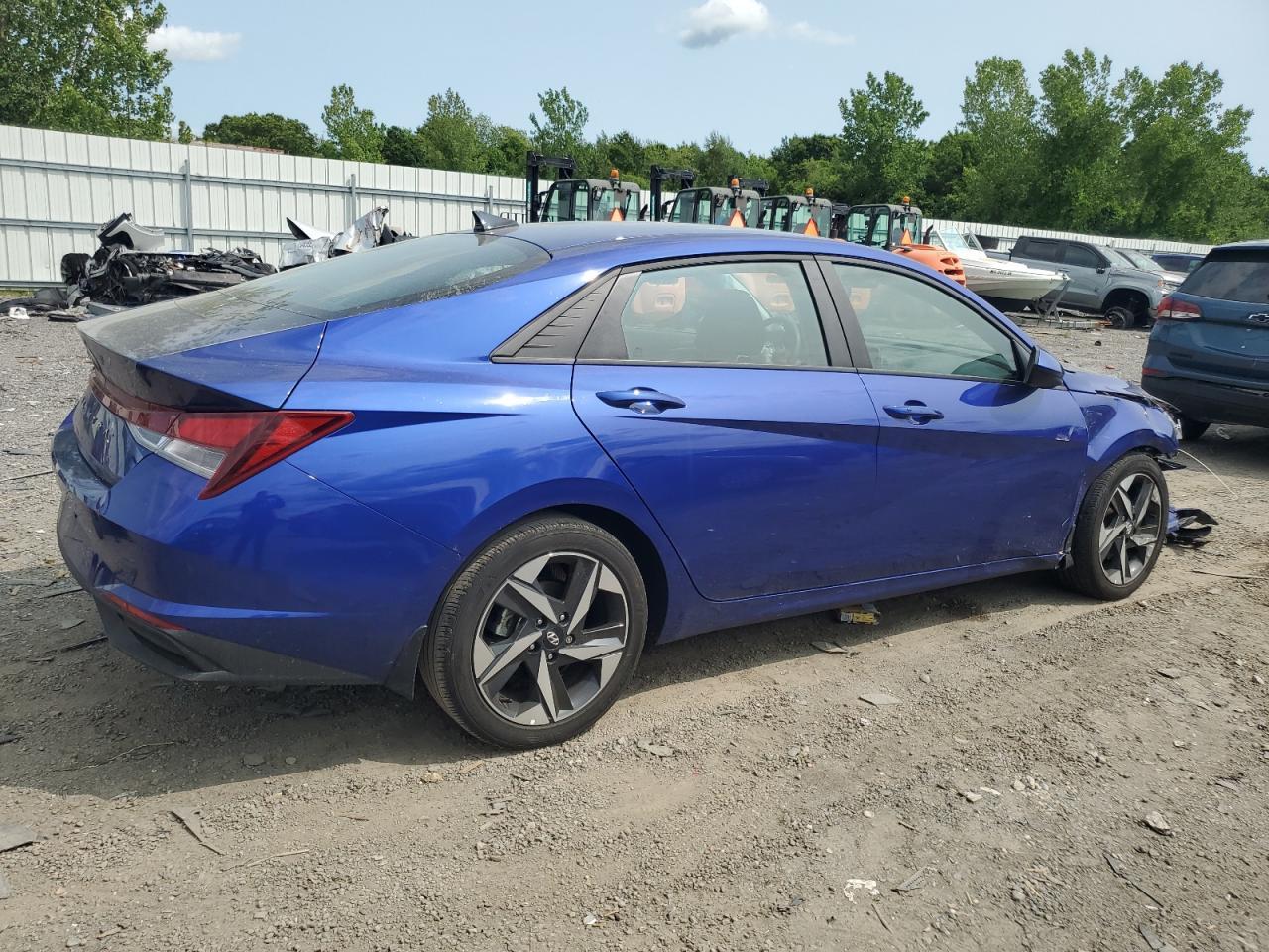 2023 Hyundai Elantra Sel - Фото 3