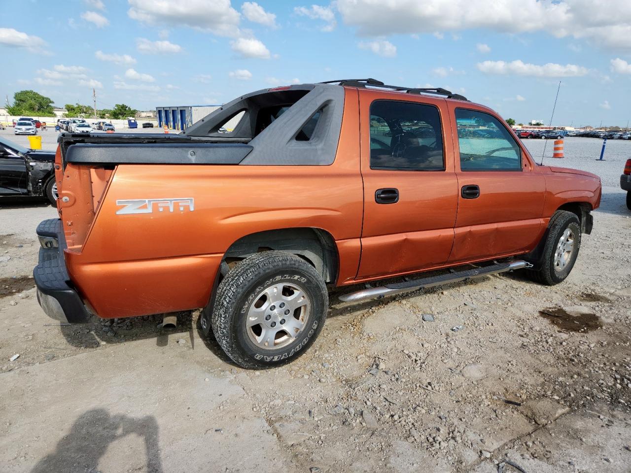 2004 Chevrolet Avalanche C1500 - Фото 3