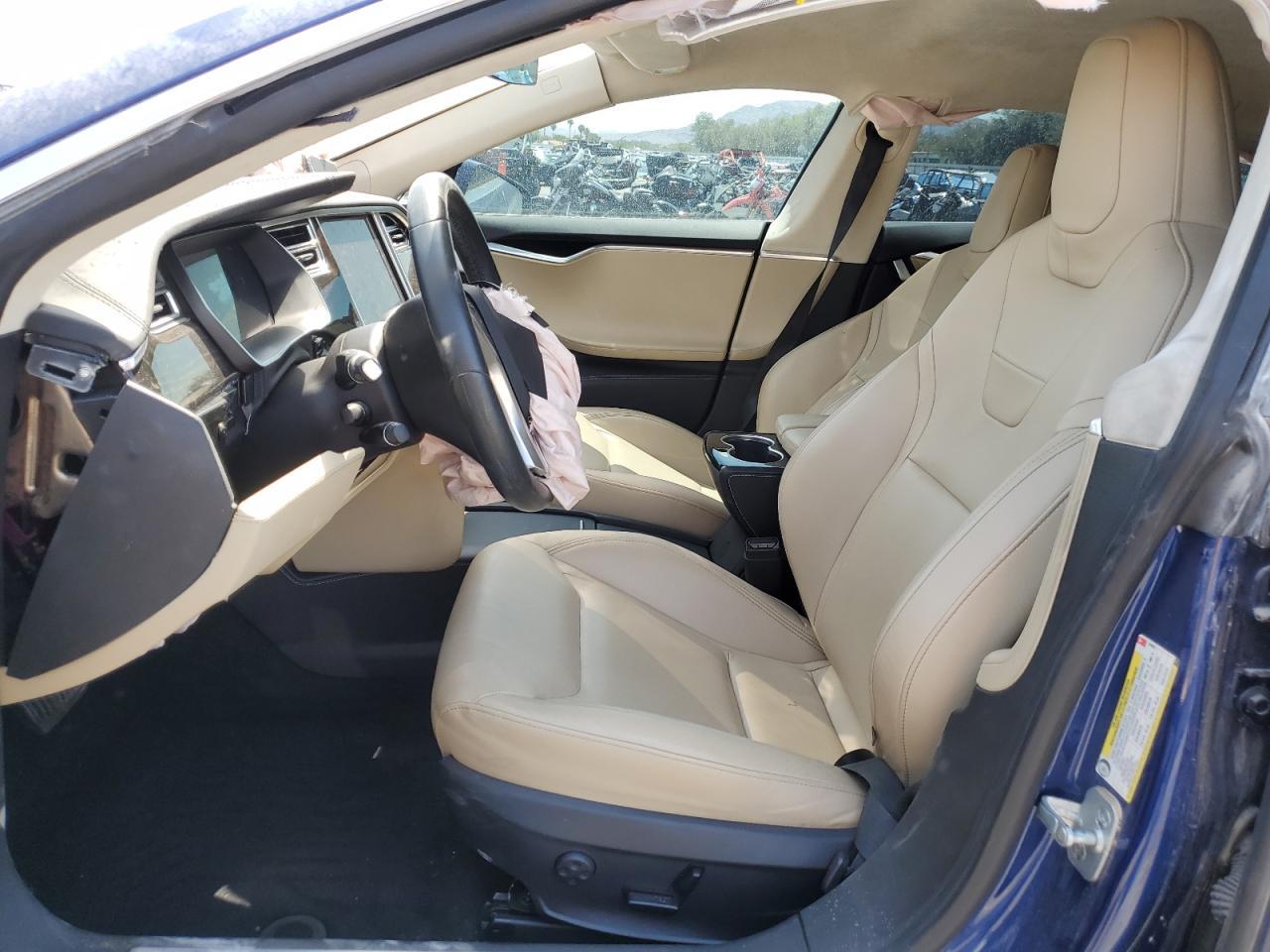 2016 Tesla Model S - Image 7