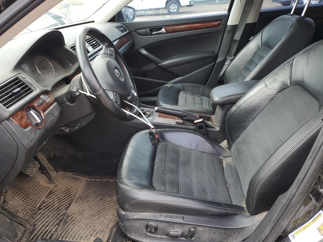 2012 Volkswagen Passat Sel - Image 7