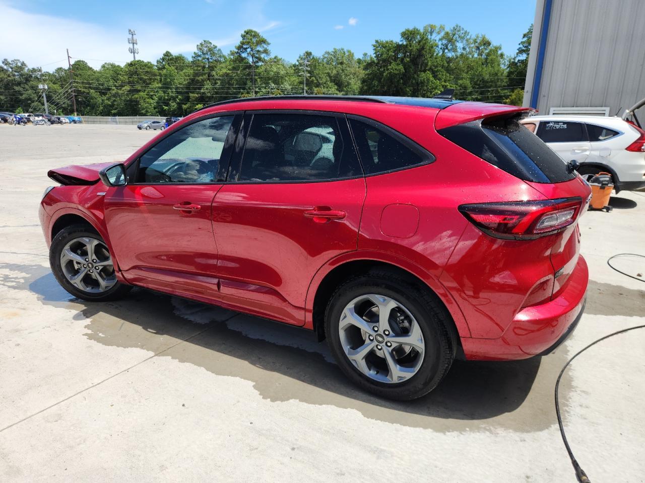 2024 Ford Escape St Line - Image 2
