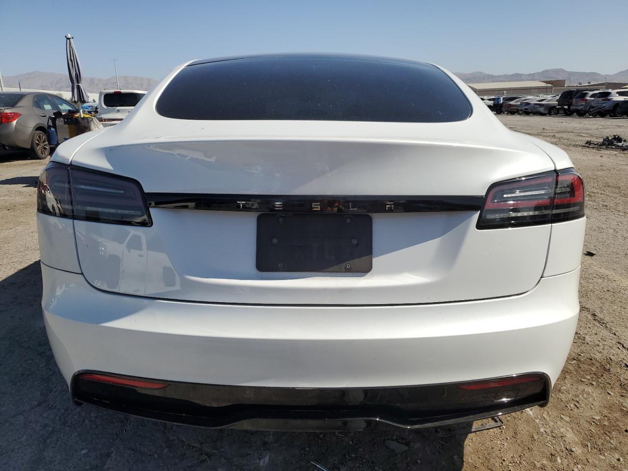 2023 Tesla Model S - Фото 6