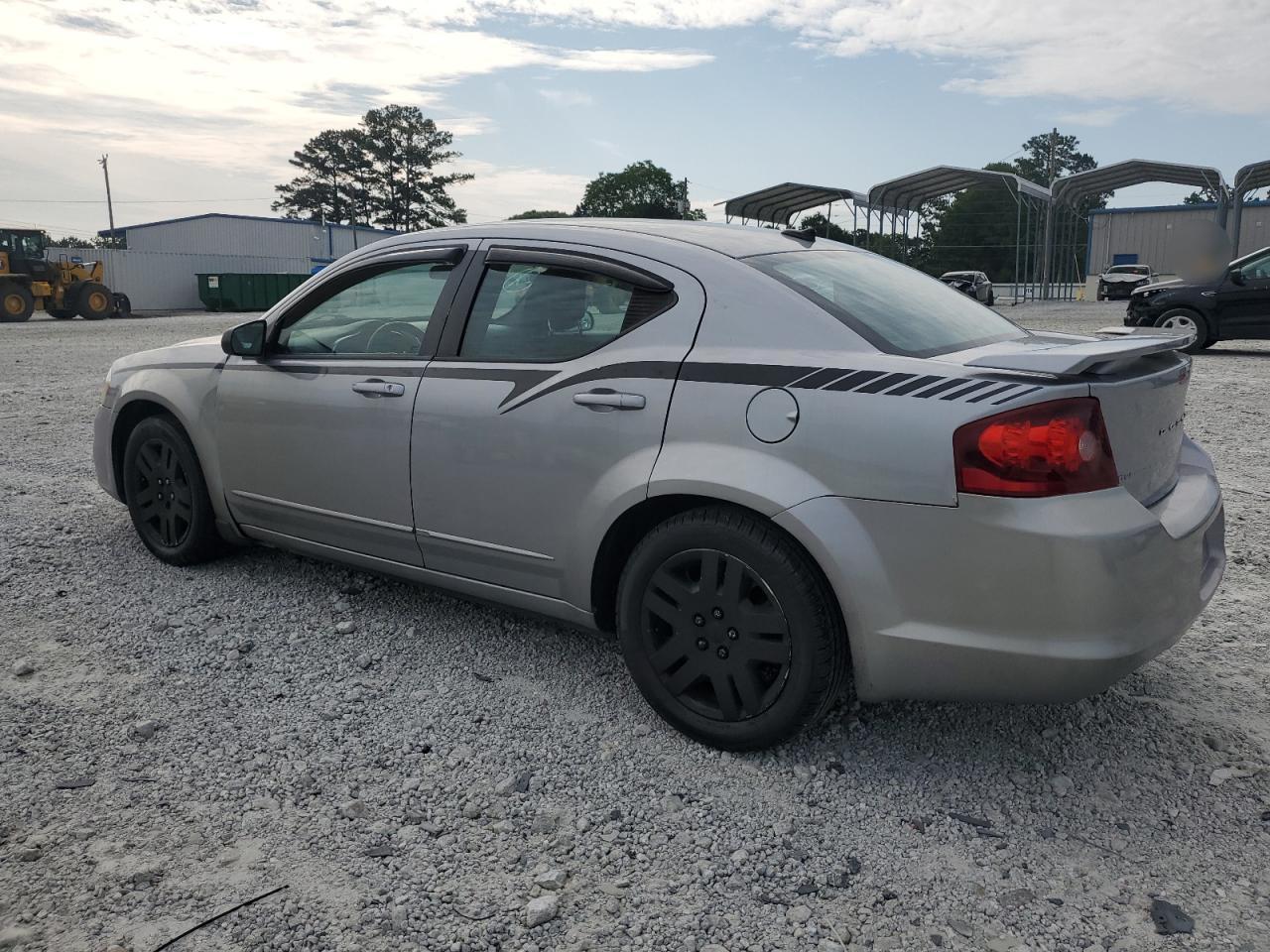 2013 Dodge Avenger Se - Фото 2