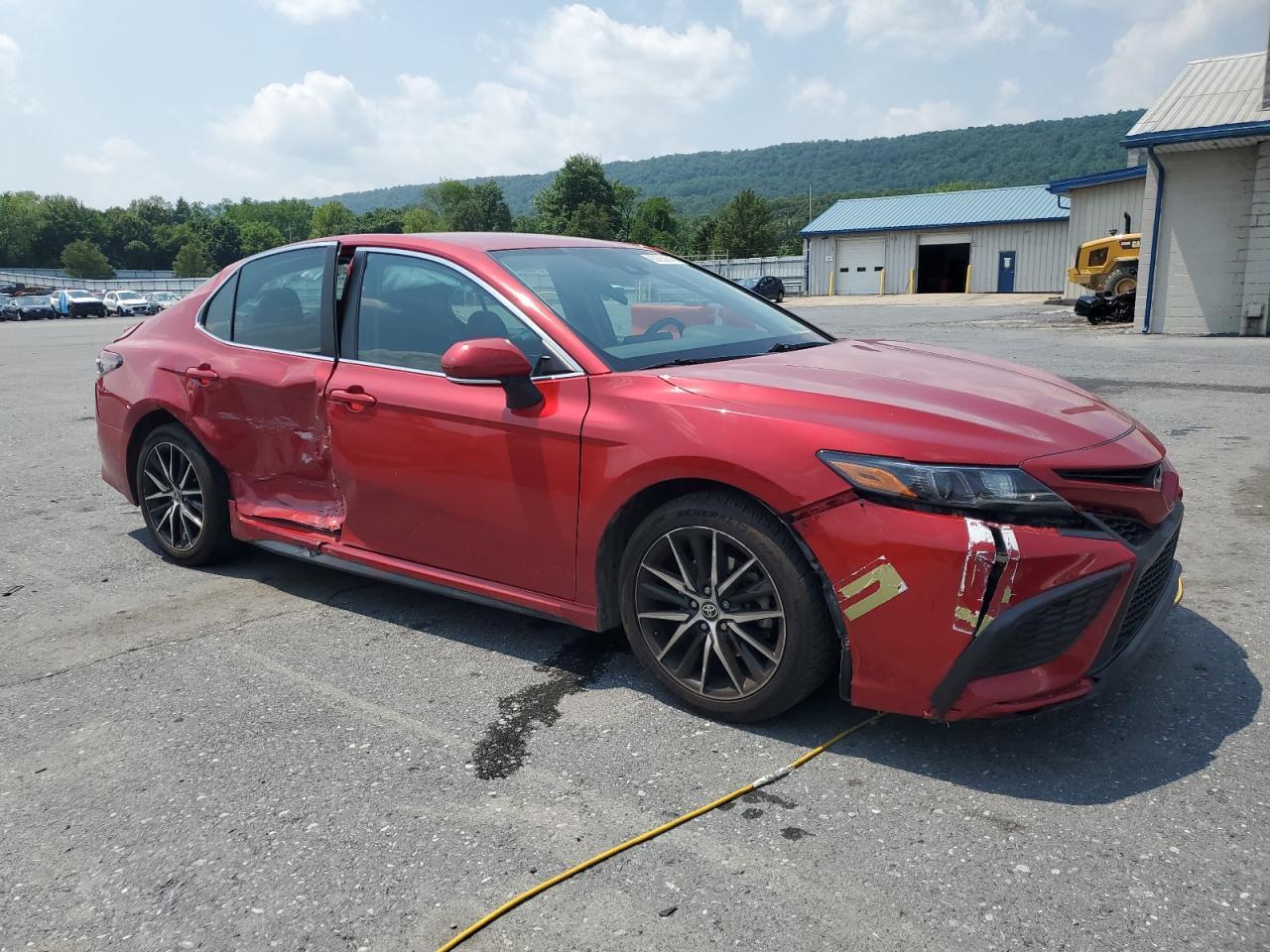 2021 Toyota Camry Se - Фото 4