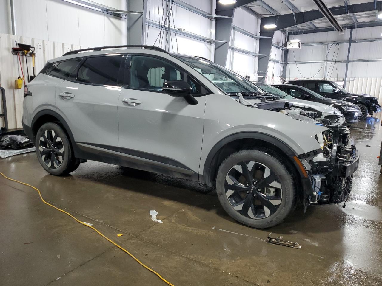 2023 Kia Sportage X Line - Image 4