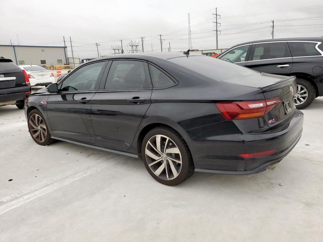 2019 Volkswagen Jetta Gli - Image 2