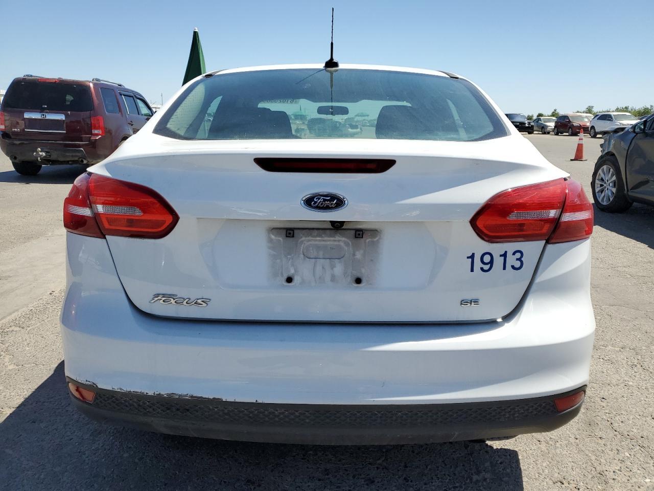 2018 Ford Focus Se - Image 6