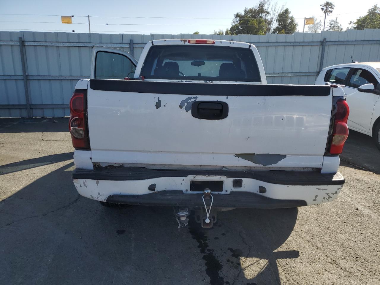 2005 Chevrolet Silverado C1500 - Image 6