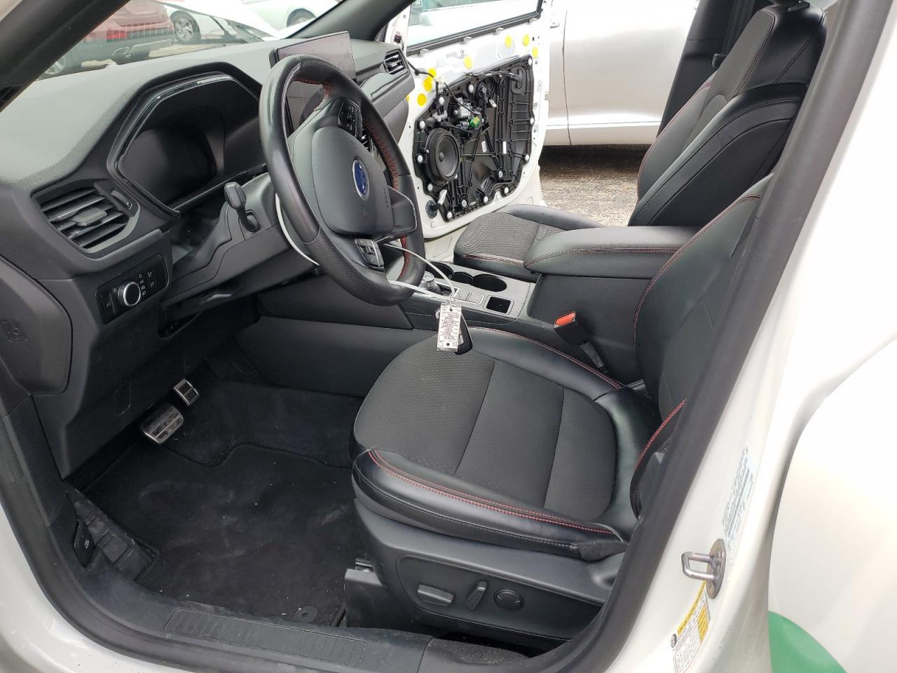 2024 Ford Escape St Line - Image 7