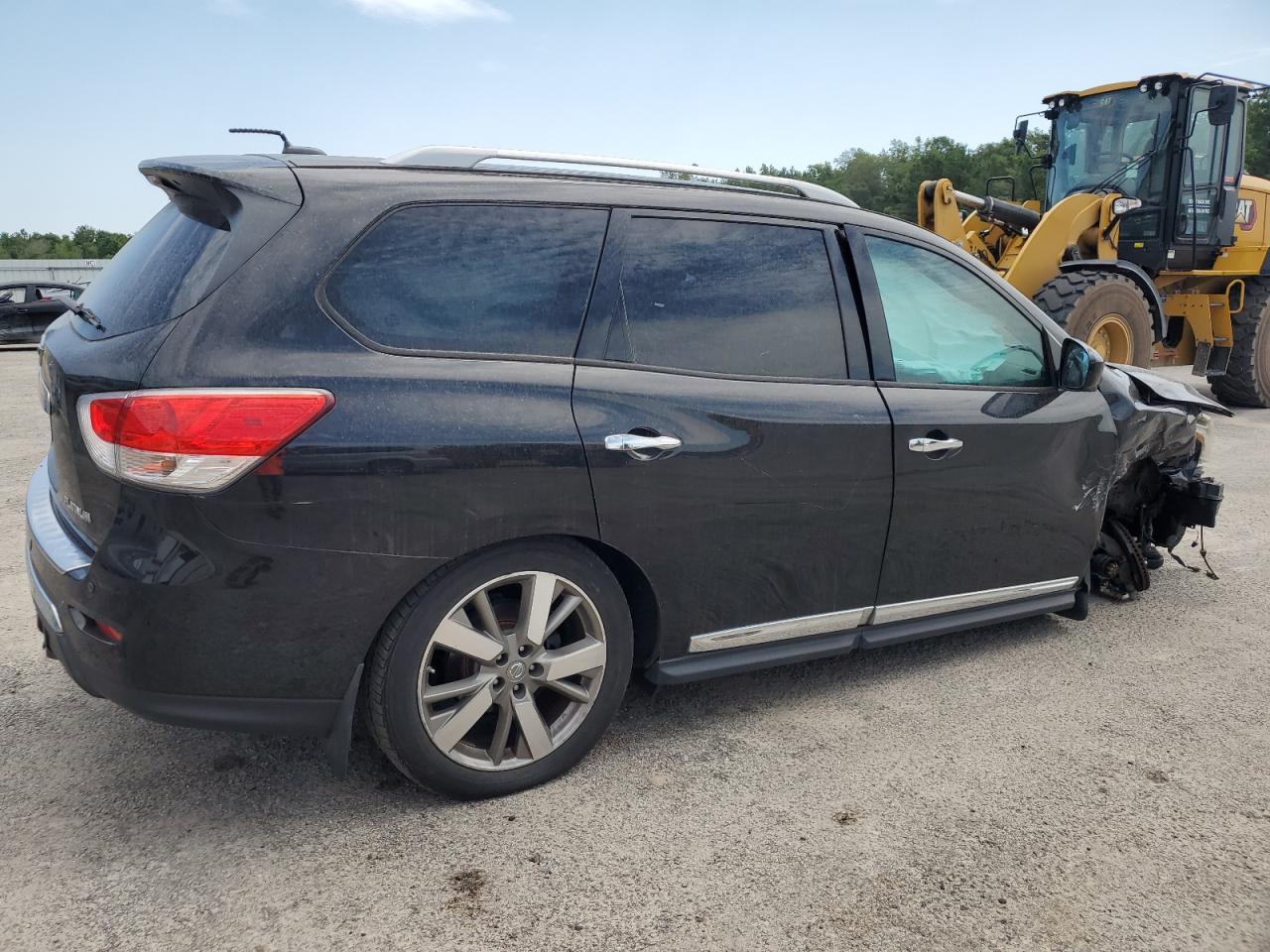 2016 Nissan Pathfinder S - Фото 3