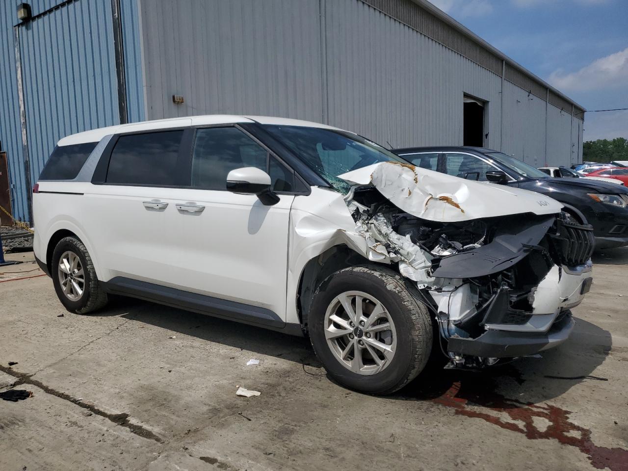 2022 Kia Carnival Lx - Фото 4