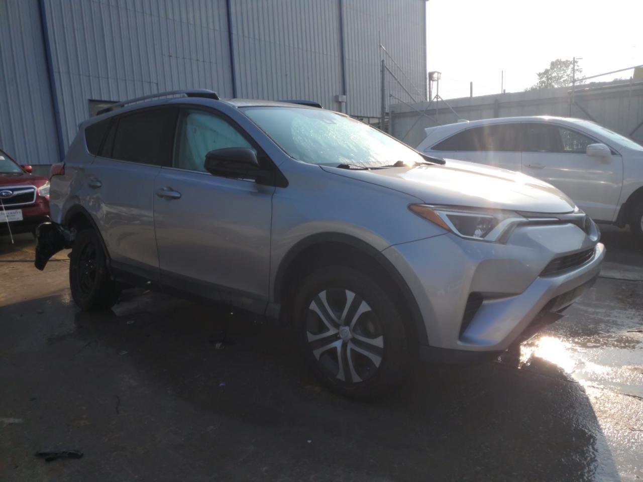 2018 Toyota Rav4 Le - Фото 4