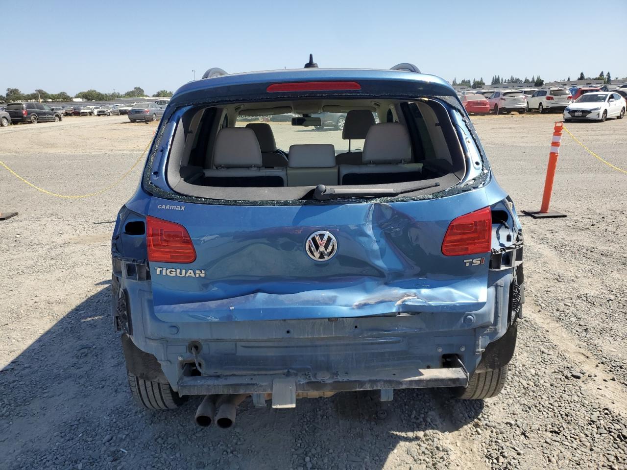 2017 Volkswagen Tiguan S - Фото 6