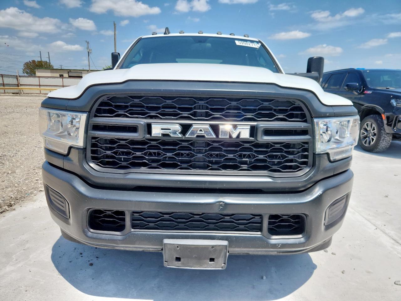 2021 Ram 2500 Tradesman - Фото 5
