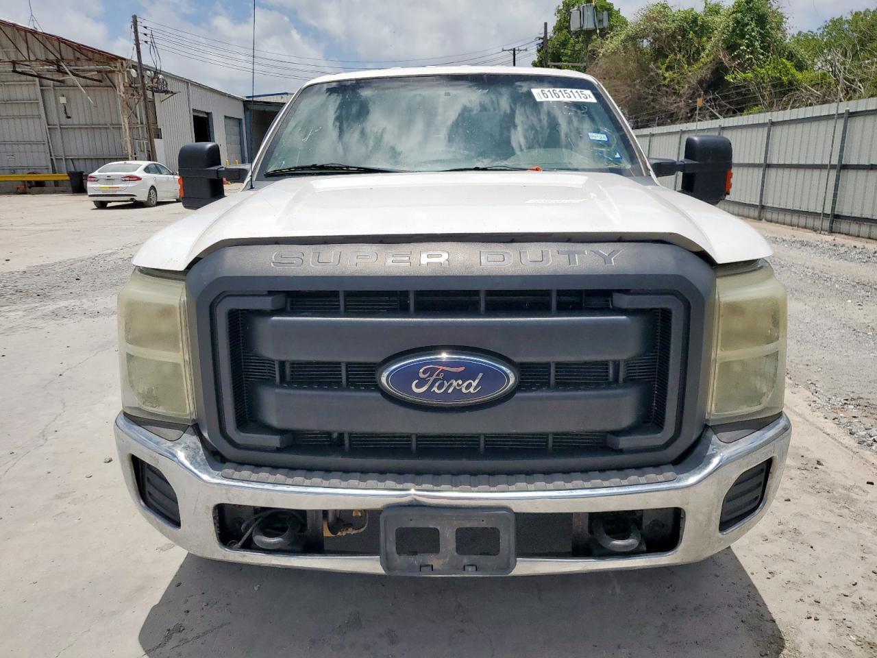 2015 Ford F350 Super Duty - Фото 5