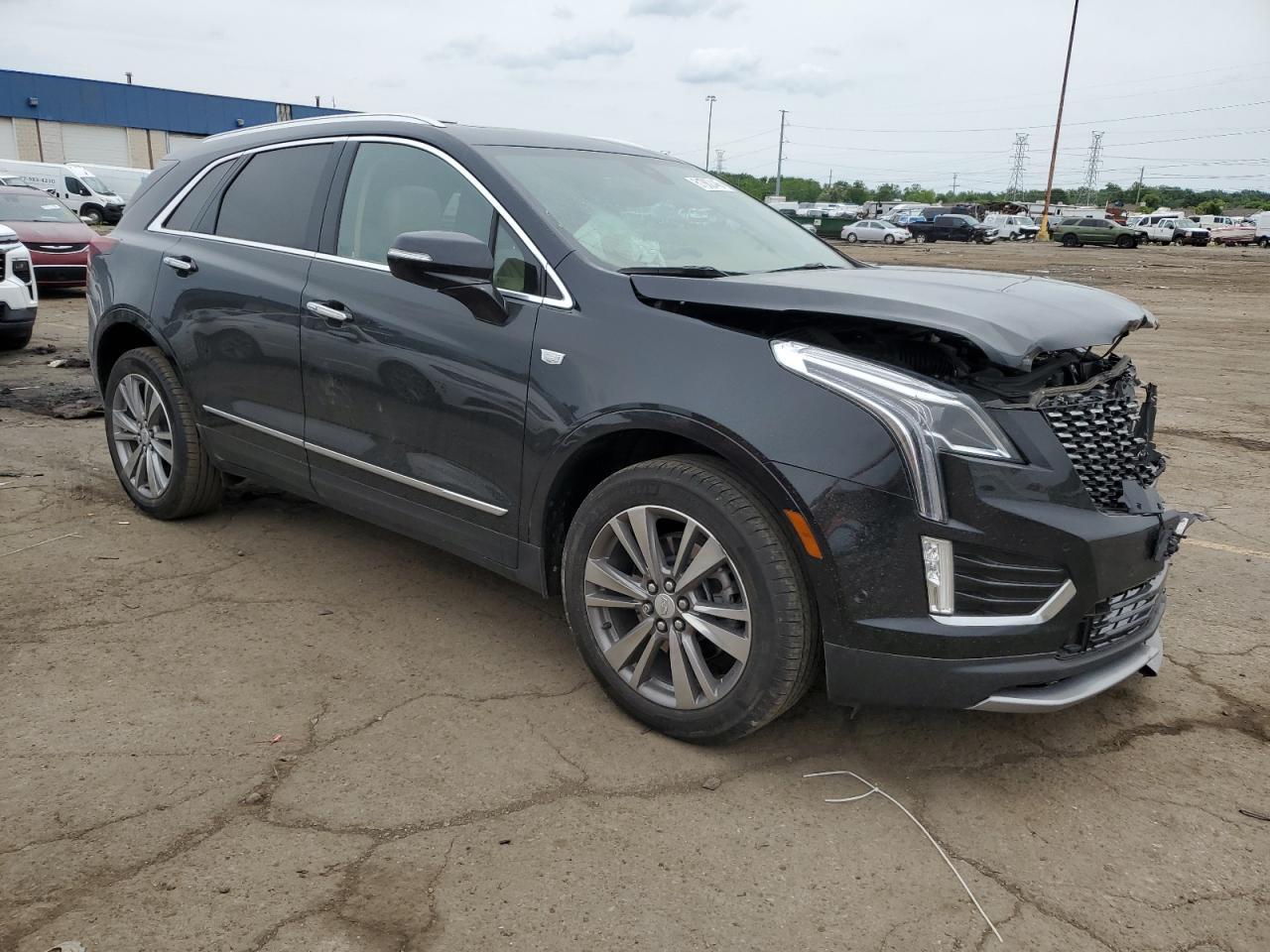 2023 Cadillac Xt5 Platinum Premium Luxury - Фото 4