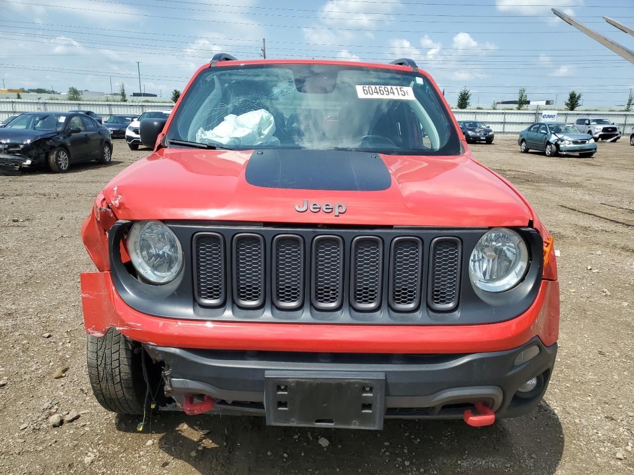 2018 Jeep Renegade Trailhawk - Image 5