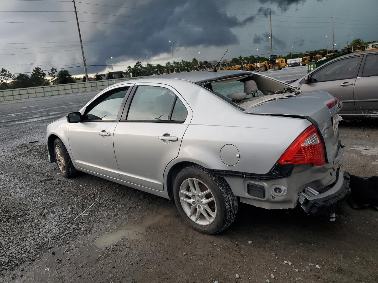 2012 Ford Fusion S - Фото 2