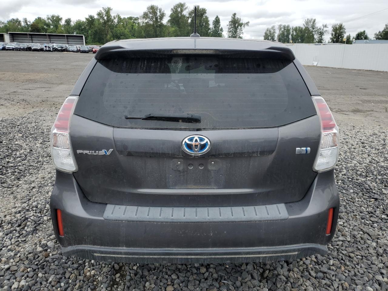 2015 Toyota Prius V - Фото 6