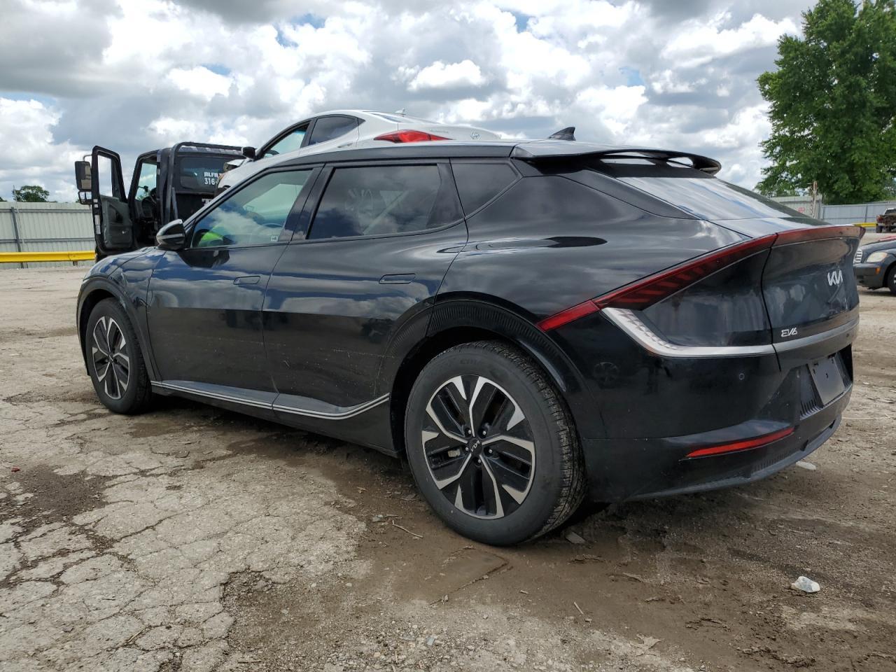 2024 Kia Ev6 Light - Фото 2