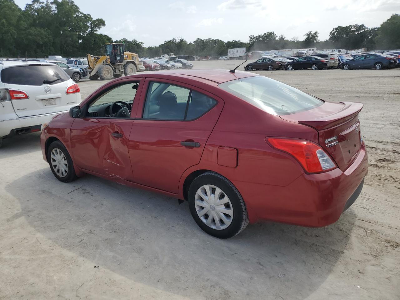 2015 Nissan Versa S - Фото 2