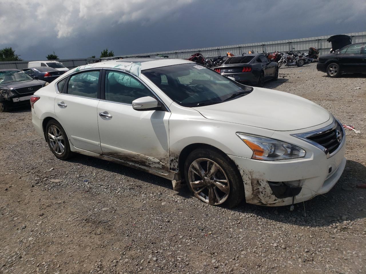 2015 Nissan Altima 2.5 - Фото 4