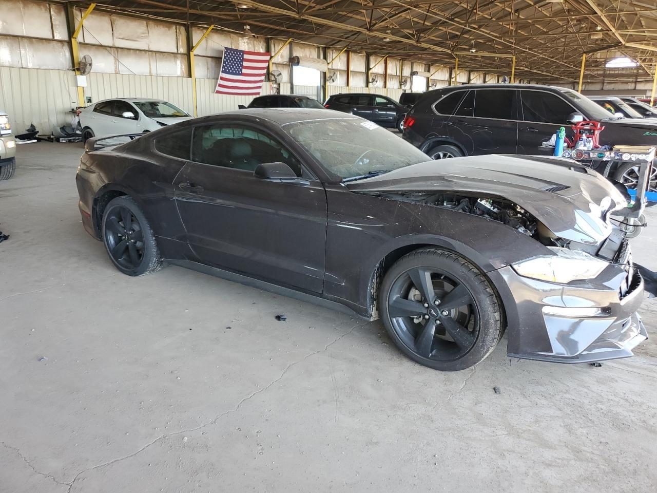 2022 Ford Mustang - Фото 4