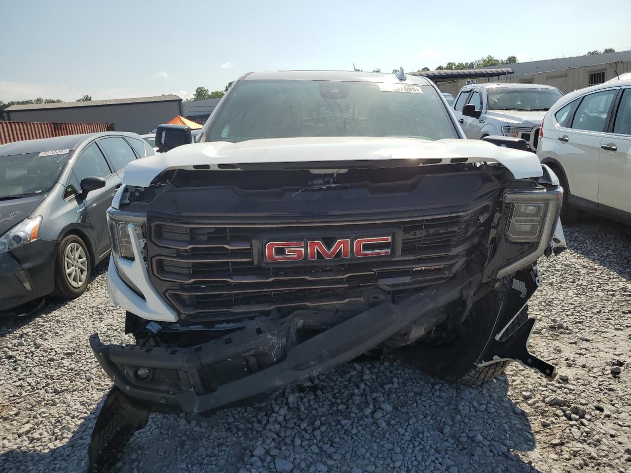 2025 GMC Sierra K1500 At4X - Image 5