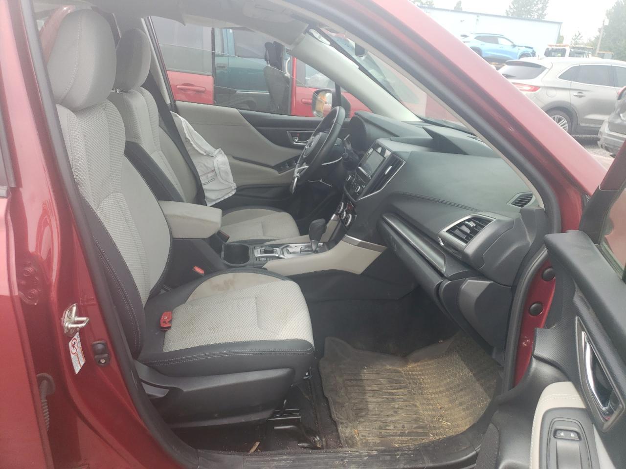2020 Subaru Forester Premium - Image 7